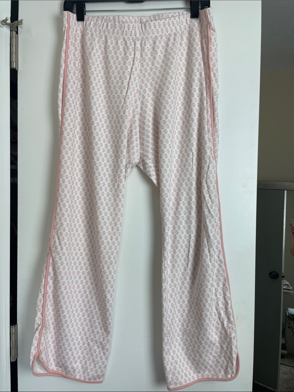 LAKE Women’s Pink Patterned Cotton Pajama Set - Brand - Picture 6 of 8
